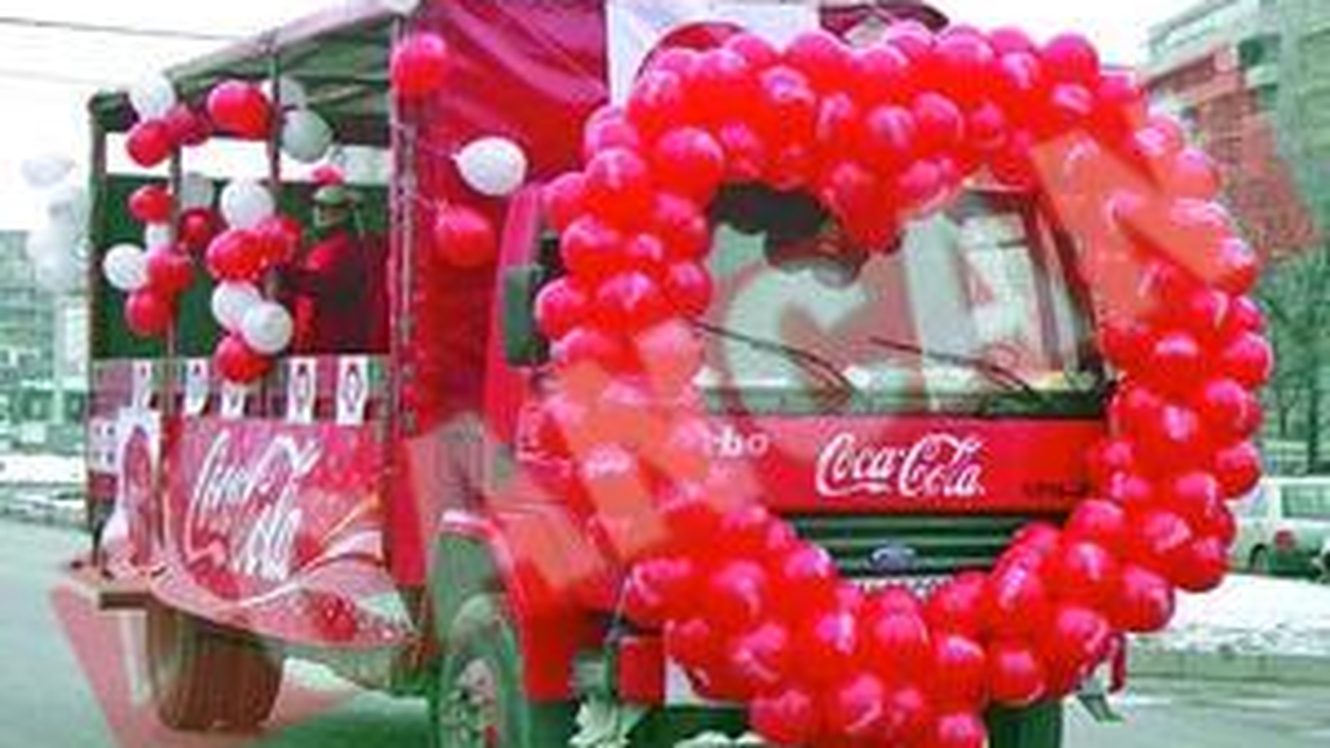 Coca-Cola Bucuresti - acuzata de exploatarea angajatilor