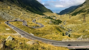 Drumul din România care atrage atenția turiștilor străini. The Guardian l-a pus pe lista europeană