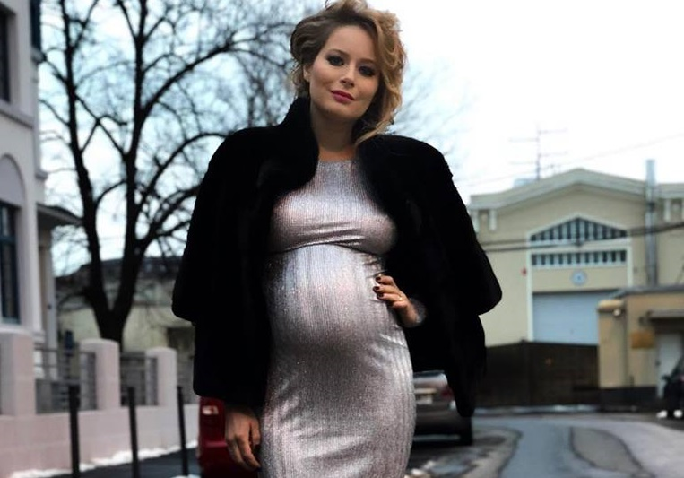 Laura Cosoi își dorește să nască natural: „Când trăiești asta, ți se pare ceva intim, personal”