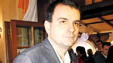 Lucian Mandruta, s-a taiat la fata! Vedeta Antenei 1 a fost transportata de urgenta la spital!