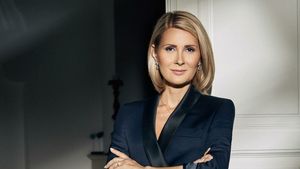 Vlad, bărbatul care a înnebunit-o pe Alessandra Stoicescu, de la Antena 1. Detalii neștiute despre prima poveste de dragoste a prezentatoarei de la Observator