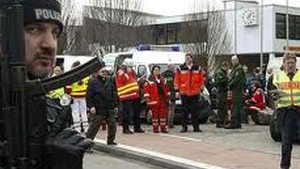 Politist ranit, in timpul unui protest desfasurat la Stuttgart!