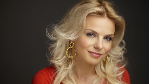 Imagini ingrijoratoare! Jojo este coplesita de statutul de mama singura? Uite cat de mult a slabit blondina