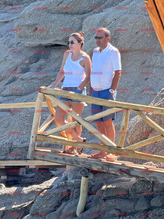 Simona Halep și Dorin Mateiu admiră peisajul din Mykonos