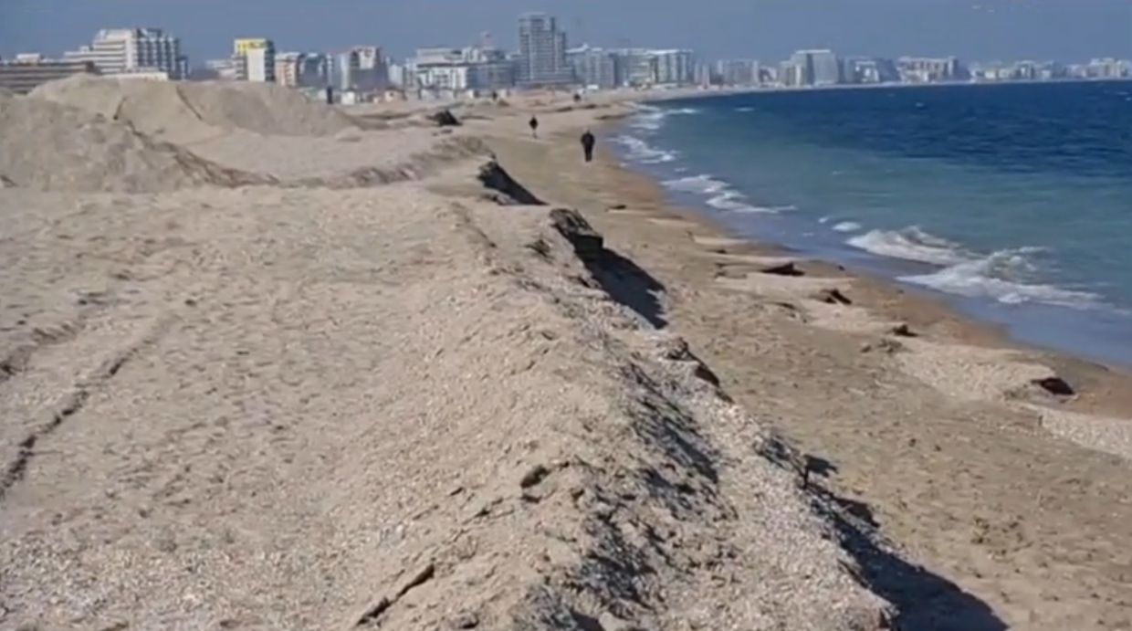 Dune de nisip în stațiunea Mamaia / sursă foto: captură video Antena 3 CNN
