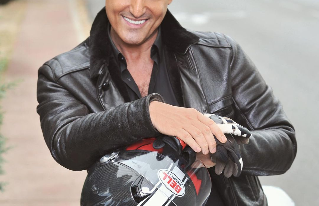 Carlos Marin a murit! Cântăreţul a pierdut lupta cu noul coronavirus la 53 de ani