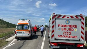Au scăpat de bombele nimicitoare și au fost la un pas de moarte în România. O maşină cu două femei şi un copil din Ucraina, făcută praf lângă Tulcea