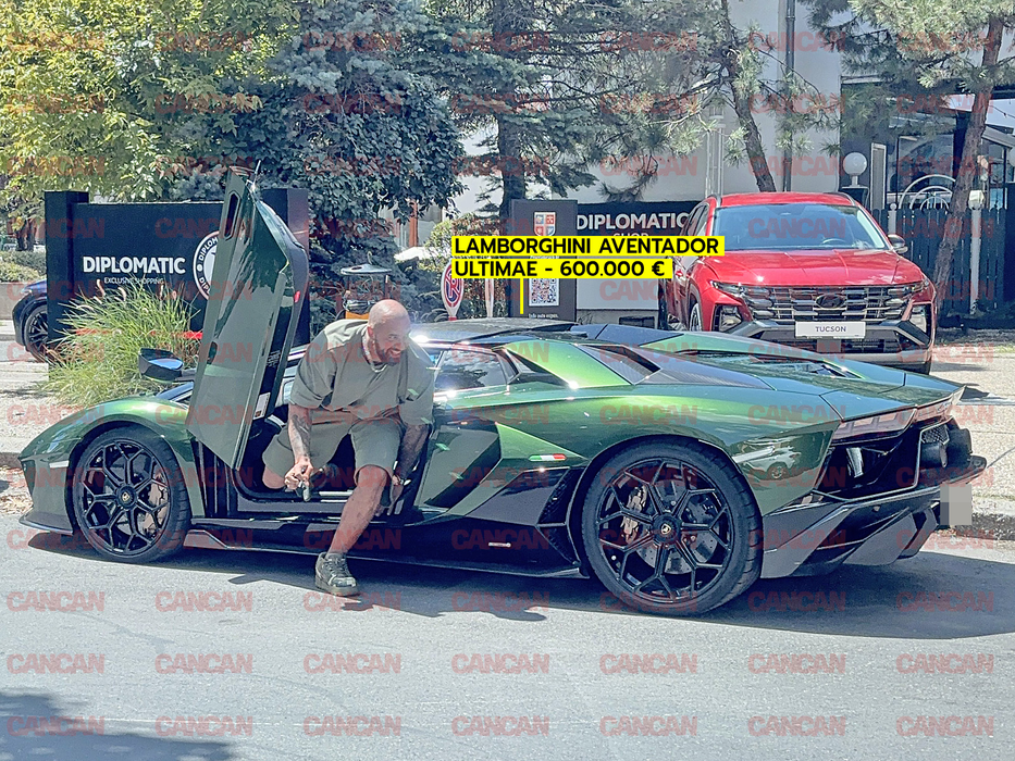 Bodi s-a asortat cu Lamborghini-ul.