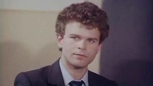 “Liceenii”, după 33 de ani! Cum arată și ce face acum Tudor Petruț, actorul care l-a interpretat pe Șerban, personajul negativ al filmului