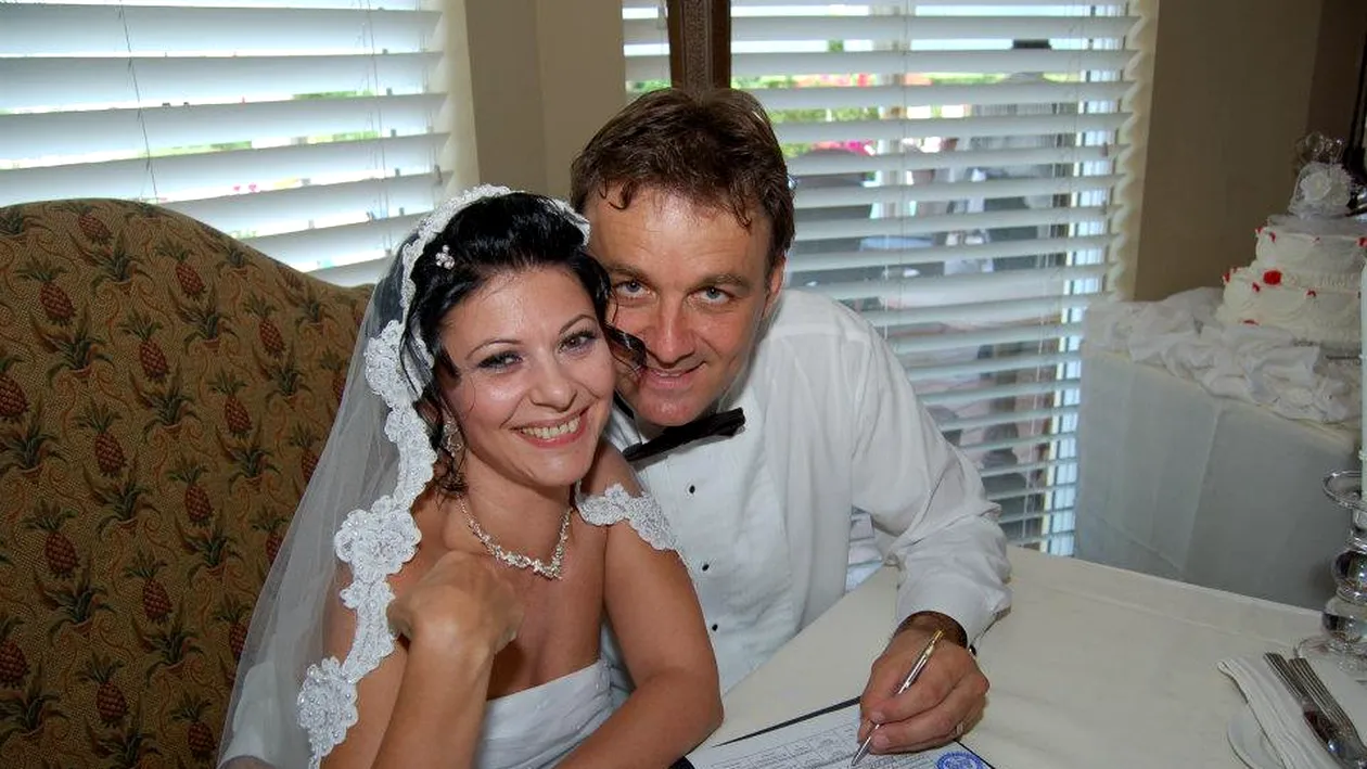 Cine este și cu ce se ocupă soțul american al Elenei Cârstea. Cei doi s-au cunoscut pe internet și sunt căsătoriți de 19 ani