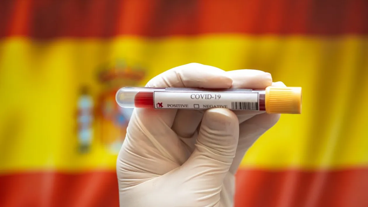 Spania se află în fața unei posibile noi crize sanitare. Tot mai mulți tineri se infectează cu SARS–CoV–2