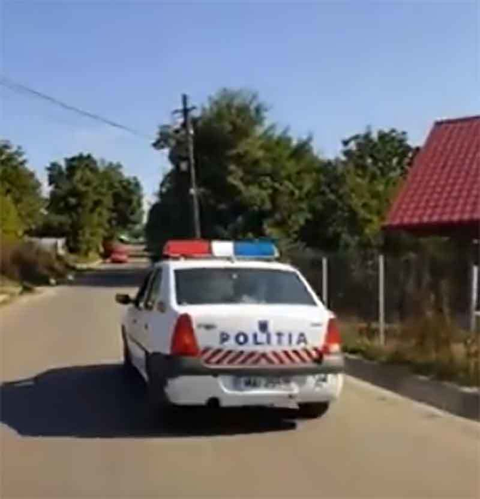 Caz revoltător în România. Poliţia i-a reţinut permisul unui şofer care ar fi refuzat să dea şpagă. Dialog halucinant