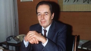Lumea presei este în doliu! A murit André Fontaine, fostul director al cotidianului francez Le Monde