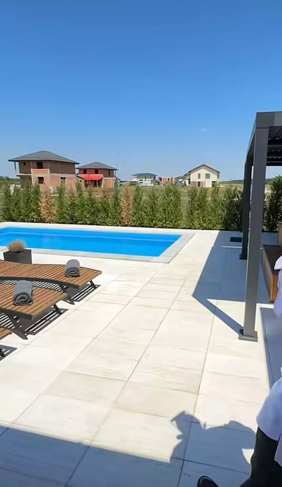 Cum arată vila lui Marcel de la Insula Iubirii. Casa are piscină, saună și o curte imensă: ”Aici e un view superb ca sa vezi ”sumpsetul””