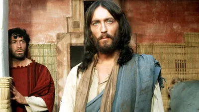 Cum arată actorul din „Iisus din Nazareth”, la aproape 50 de ani de la premieră. Cum i-a schimbat viața interpretarea lui Hristos