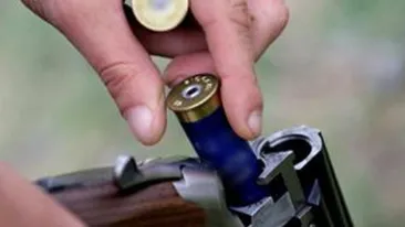 Sfârşit tragic! Un bărbat din Vâlcea a fost împuşcat mortal la o partidă de vânătoare