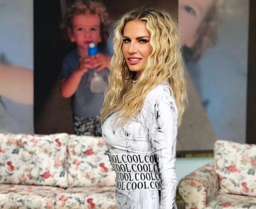 Acuzată că o copiază pe Delia, Andreea Bănică a rupt tăcerea! “Lasă-te de comentarii, uită-te în…”