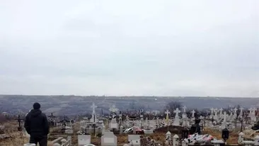 Descoperire halucinantă într-un cimitir din Vaslui. Sătenii sunt îngroziți