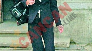 Nu vrea sa dea ochii cu barbatul caruia i-a distrus casnicia!