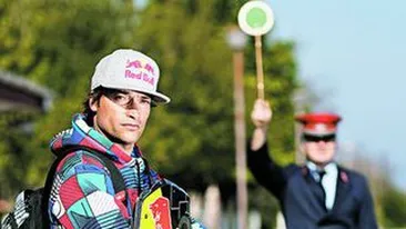 Premiera mondiala pe Lacul Techirghiol: un tanar s-a dat cu placa legat de tren