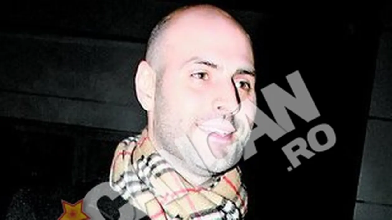 Nicola s-a distrat la club cu o armata de fete. Gina Pistol si-a scapat iubitul de sub control