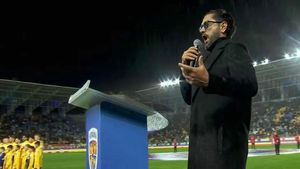 Prima reacție a lui Cezar Ouatu, după ce s-a făcut de râs la intonarea imnului României. Ce s-a întâmplat, de fapt