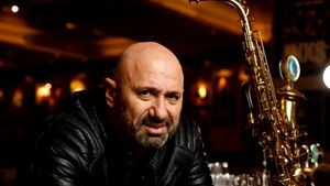 De necrezut! Cu cât i s-a mărit salariul lui chef Cătălin Scărlătescu în doar 30 de zile