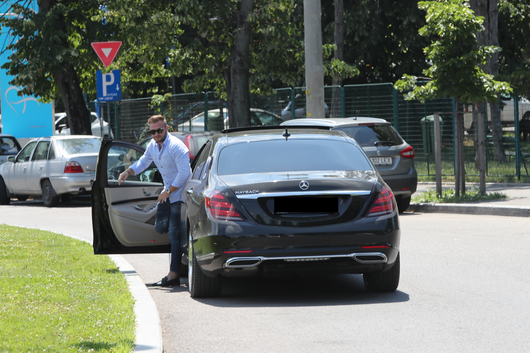 Andrei Neacșu, soțul Ilincăi Vandici, și luat mașină de 180.000 de euro
