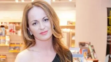 Nici in vacanta nu se odihneste! Delia Antal participa la un curs pentru a invata cum sa faca bani din filme