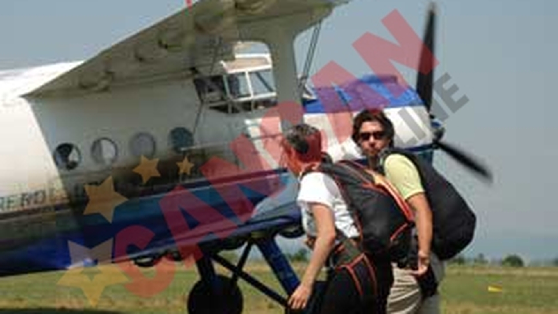 Marius Duta deschide sezonul de parasutism