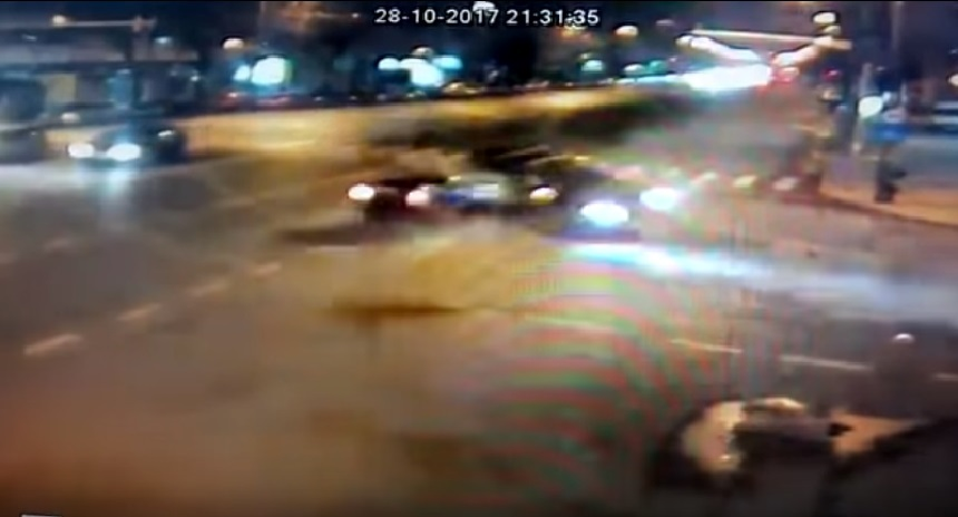 VIDEO / Adolescenta rănită grav în urma accidentului violent din Iaşi a murit: „Nu a mai putut lupta şi a ales o altă viaţă. Adio, Ana”
