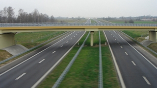 VIDEO Descoperire istorica! Sute de morminte medievale pe autostrada Bucuresti-Constanta!