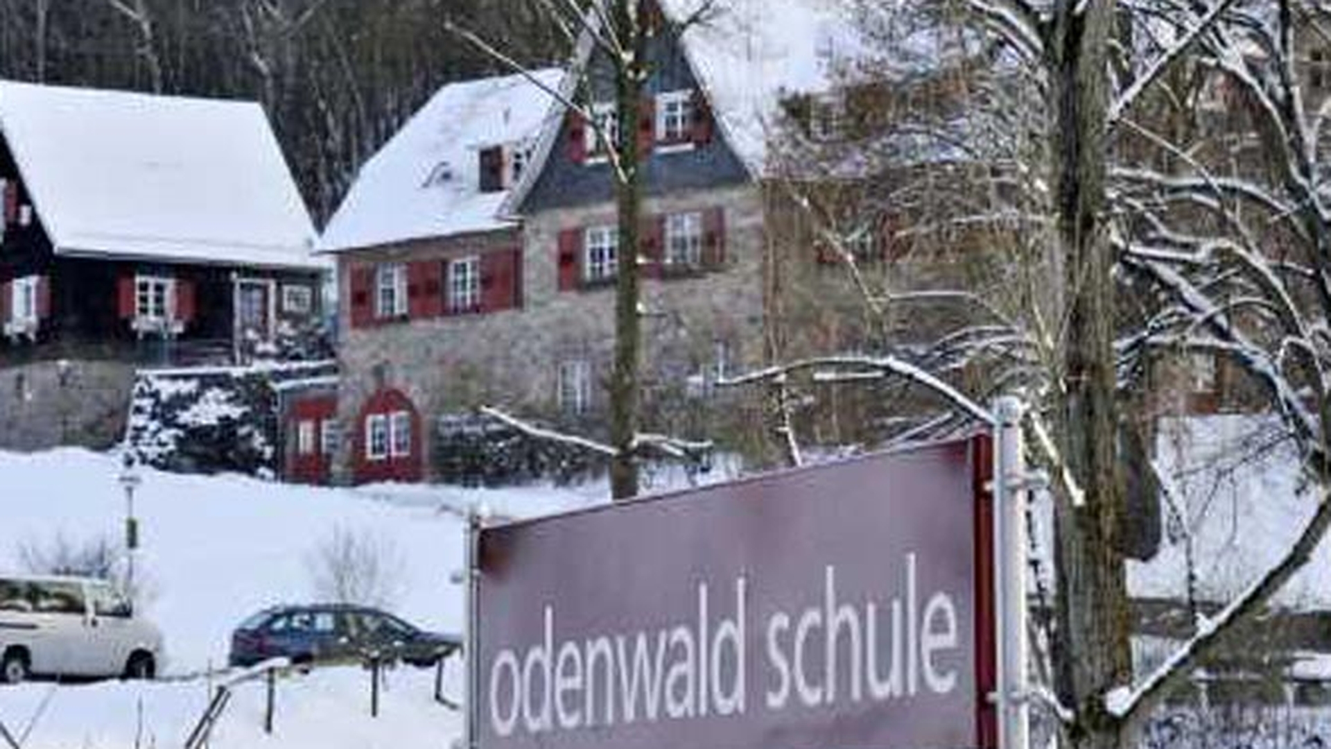 Scoala torturii: 8 profesori din Germania sunt urmariti penal dupa ce au torturat elevii oparindu-le organele genitale