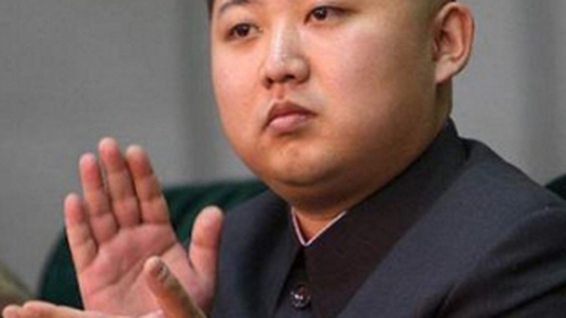 Coreea de Nord l-a celebrat duminica pe noul sau lider Kim Jong-un! L-au catalogat ca fiind "geniul geniilor"!