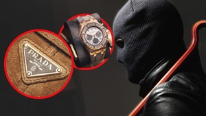 Patru bogătași care petreceau au fost bătuți, legați și jefuiți de un dealer deghizat în polițist. Prada: 1,5 milioane $ + un Audemars Piguet