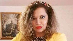 Oana Lis a ajuns de urgență la spital! Blondina a fost infectată pentru a doua oară cu COVID-19: „A fost un șoc pentru mine” 