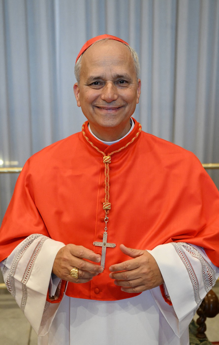 Mai rar așa ceva! Câte limbi cunoaște Papa Leon al XIV-lea