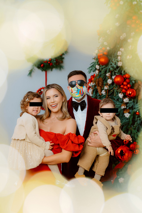 Emily Burghelea a furat startul sărbătorilor! A scos bradul de Crăciun încă din octombrie, după ce soțul ei a trecut prin clipe grele