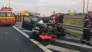 Accident cu 5 mașini în Cluj! Un șofer de 21 de ani nu s-a asigurat la schimbarea direcției