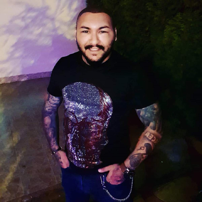 Cum arată Dani Mocanu cu păr, după ce și-a făcut implant! E de nerecunoscut