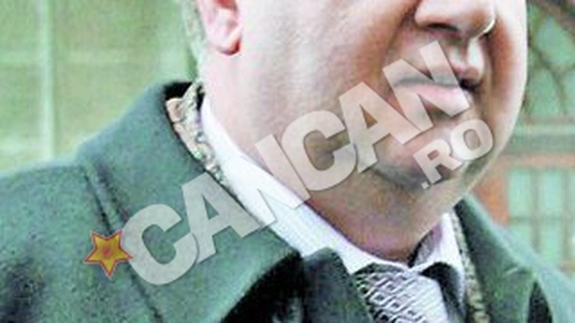 Familia Casuneanu a facut plangere la politie. Le-au furat pozele cu proprietatea de la Oituz