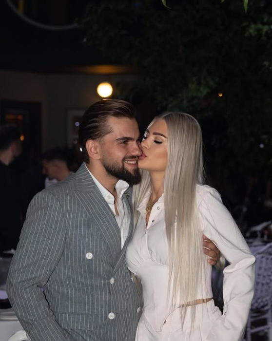 Andreea BLD a ajuns de urgență la spital! „Îmi este rău de mor, nu mai pot”