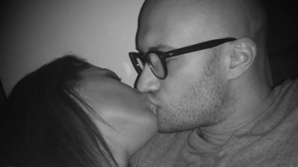 Vancea isi face de cap fara Bendeac! Surprinsa in timp ce se tinea de mana cu un cunoscut actor, dar lucrurile au continuat...