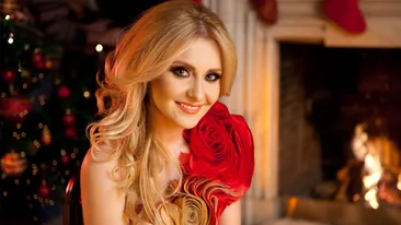 Mosul Alinei Sorescu e un Mos... citit! Cantareata a dat buzna in carti ca sa cumpere cadouri celor dragi