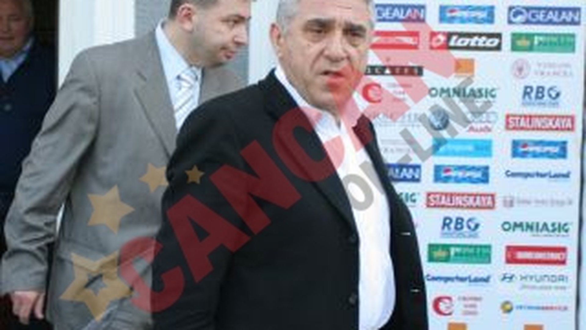 Ioan Becali: "Lupescu are un tata prost si o mama betiva si jucatoare in cazinou!"
