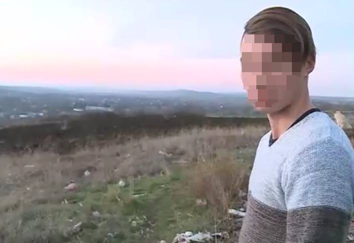Minorul care a fost obligat de tată să îşi îngroape mama a fost internat la psihiatrie
