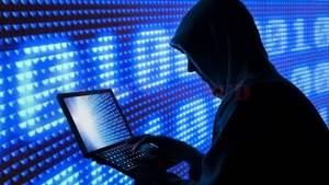 Infractorii cibernetici fac ravagii în perioada sărbătorilor! Ce trebuie să faceți, pentru a evita să fiți victima capcanelor în mediul online