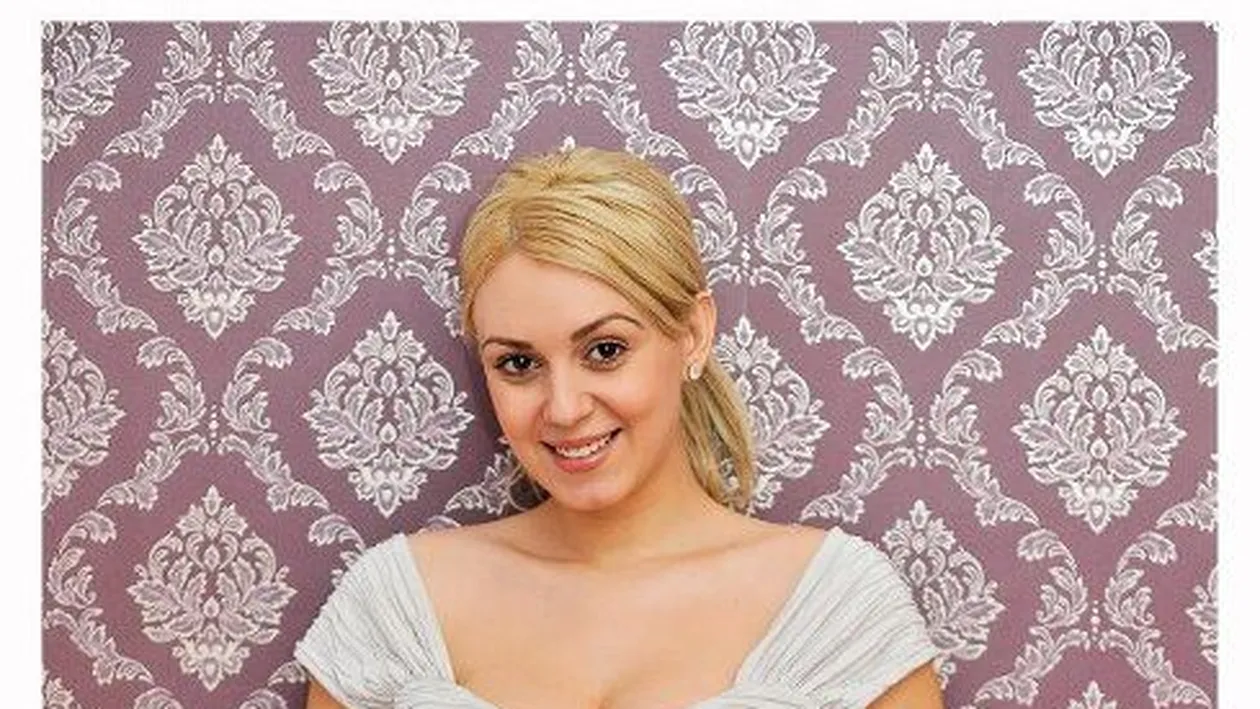 Ce viata de telenovela are sora lui Miss Universe Romania! E soprana dar bate cluburile!