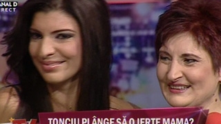 VIDEO Incredibil! Andreea Tonciu s-a impacat cu mama ei! Cele doua au izbucnit in plans in clipa in care s-au sarutat si s-au imbratisat!