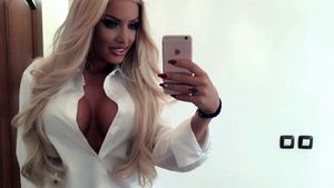 Ce-şi doreşte ”păcătoasa” Loredana Chivu de Crăciun! A mărturist tot, cu maximă sinceritate